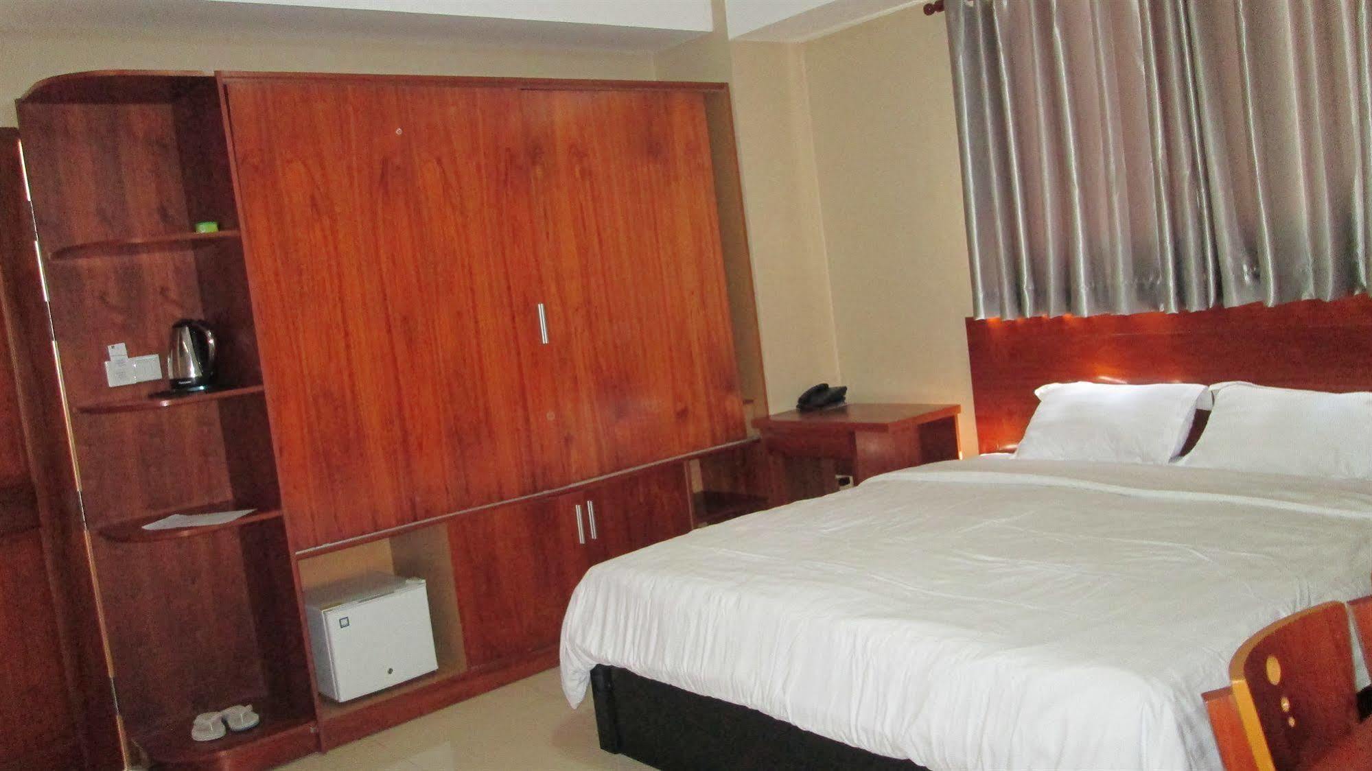 An Dong Center Hotel Chinatown Saigon Хошимин Екстериор снимка